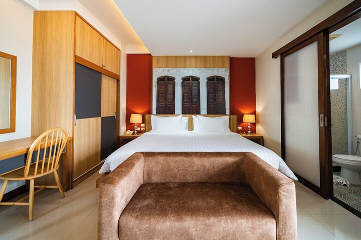 Room 21 of 63