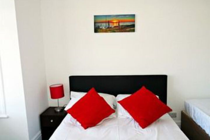 Room 19 of 28