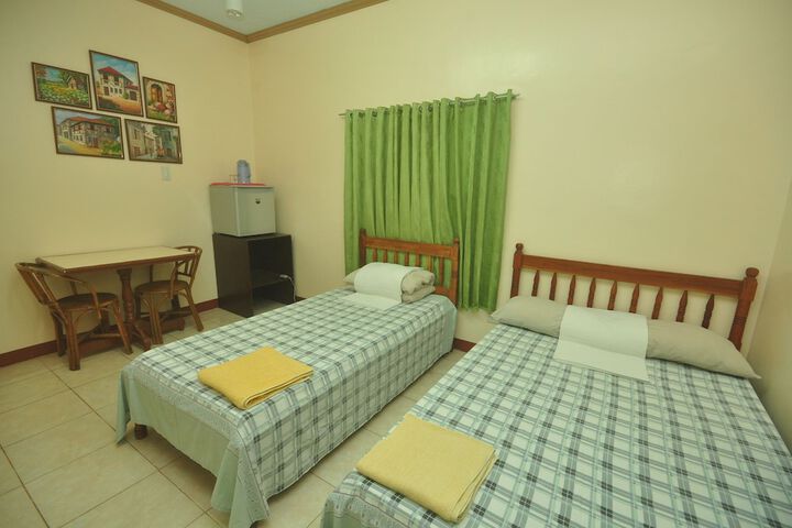 Room 6 of 48