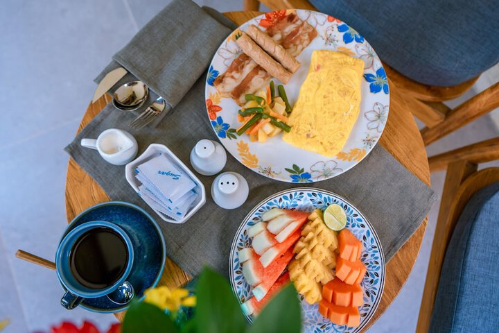 Breakfast/Coffee Service 69 of 96