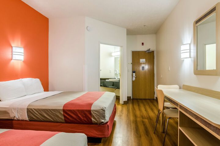 Room 14 of 44