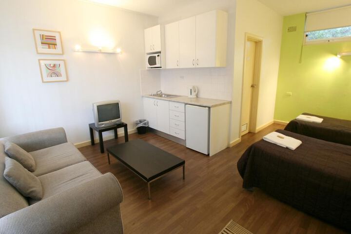 Room 12 of 35