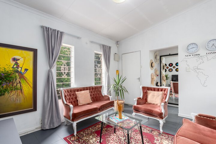 Room 12 of 28