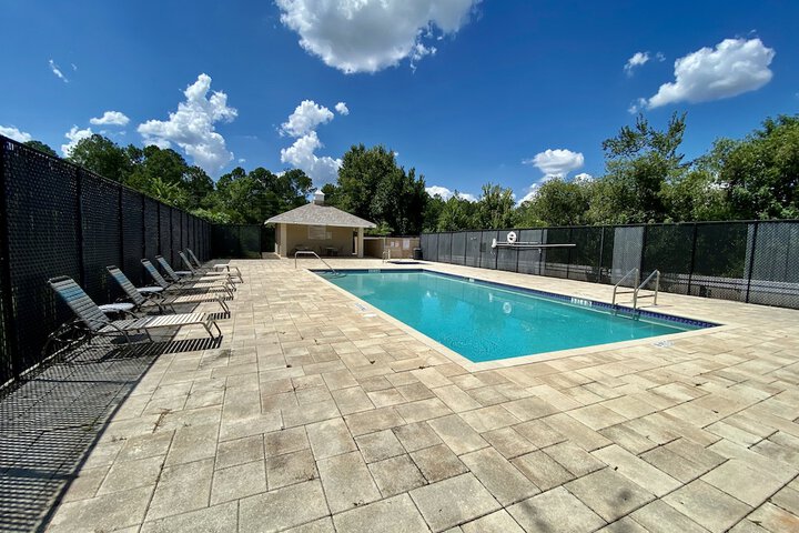 Hotel Exterior 331 of 331