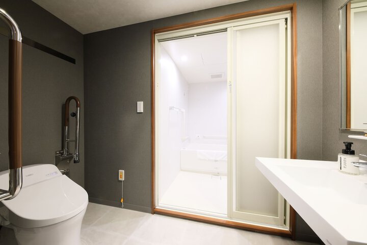 Room 30 of 75