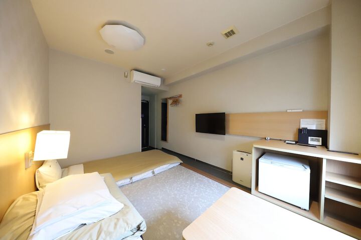 Room 18 of 41