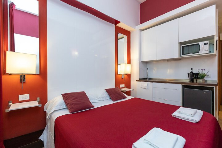 Room 18 of 79