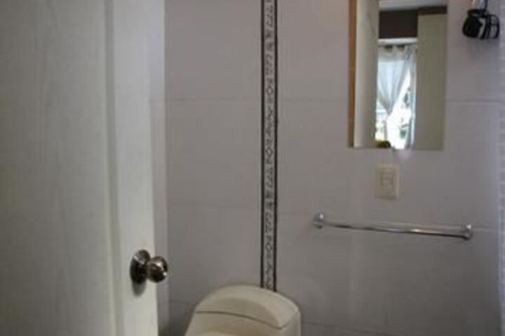 Room 12 of 23