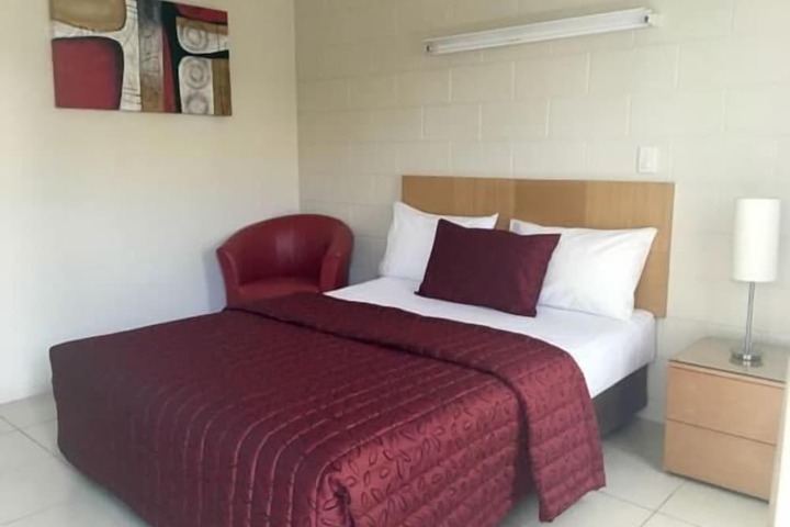 Room 5 of 13