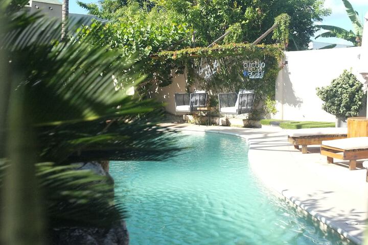 Pool 71 of 89