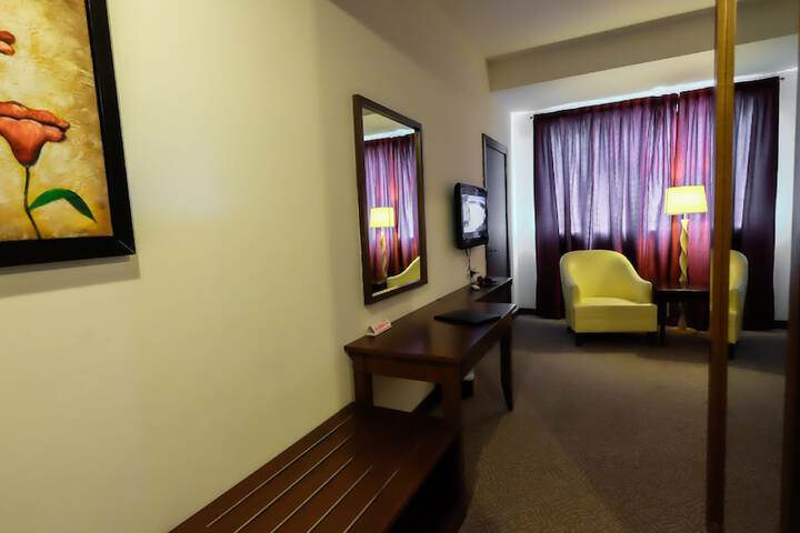 Room 24 of 67
