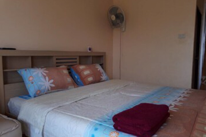 Room 25 of 31