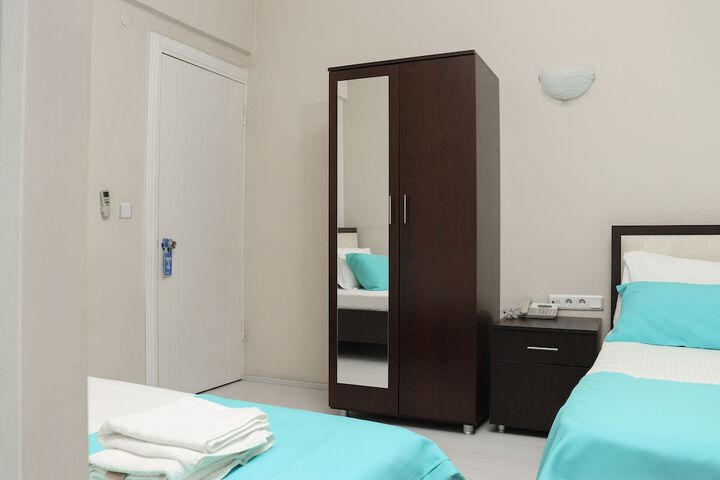 Room 4 of 53