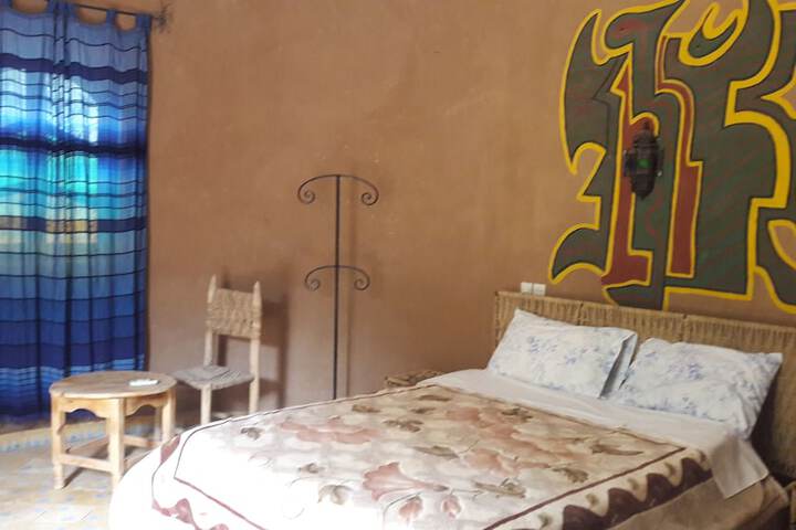 Room 5 of 30