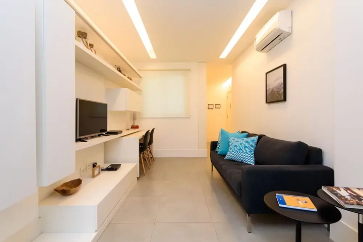 Room 2 of 19
