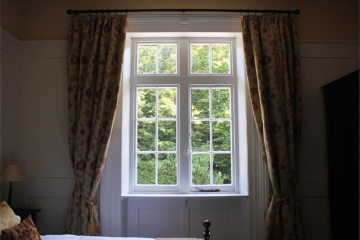 Room 9 of 29