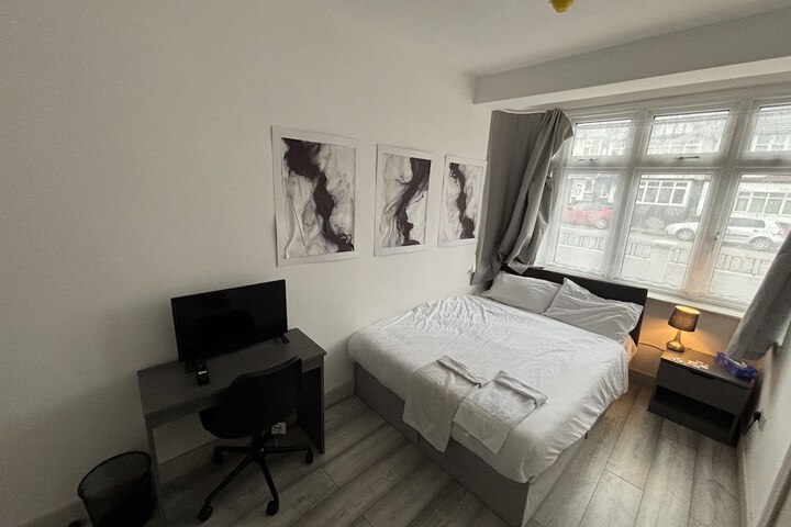 Room 11 of 46
