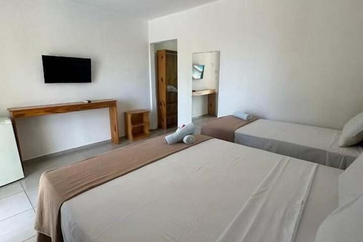 Room 7 of 49