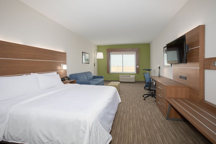 Room 7 of 49