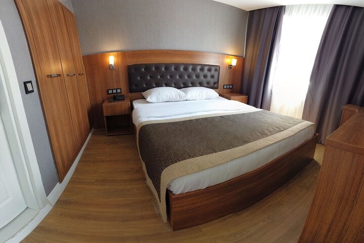 Room 13 of 59