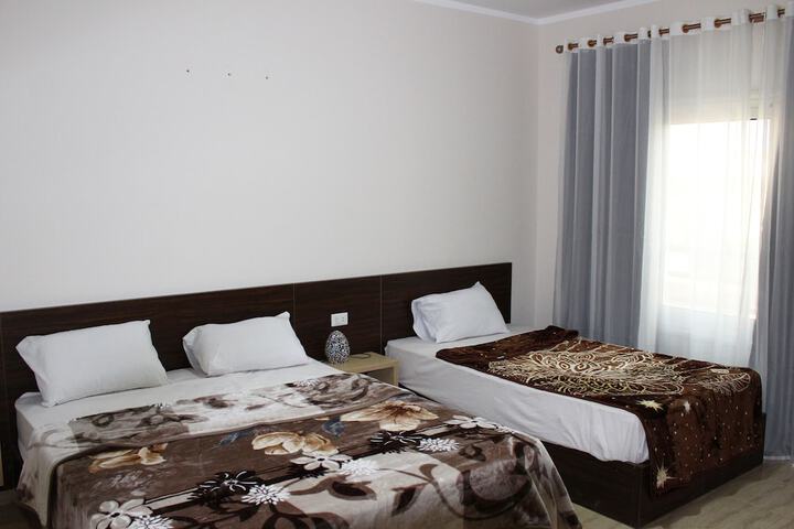 Room 14 of 70