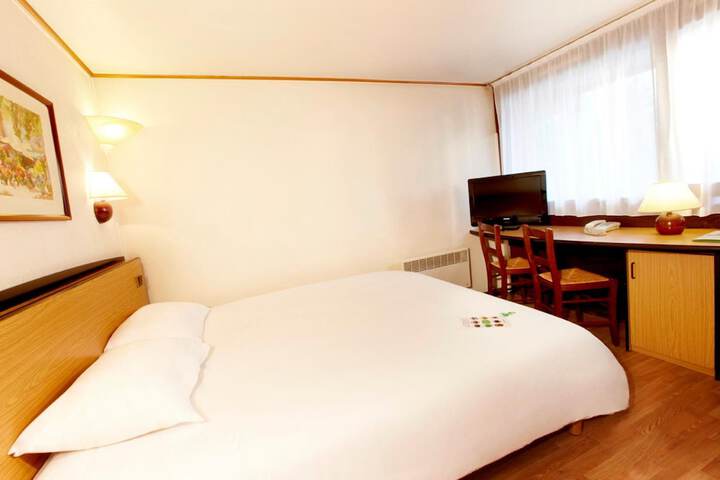 Room 11 of 55