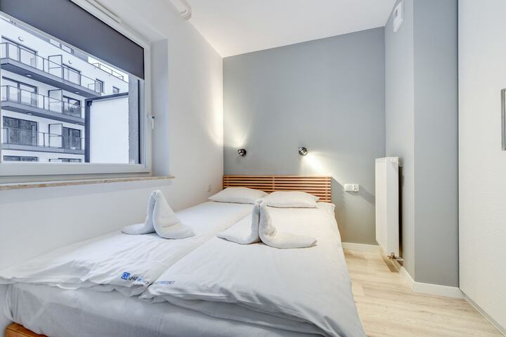 Room 15 of 346