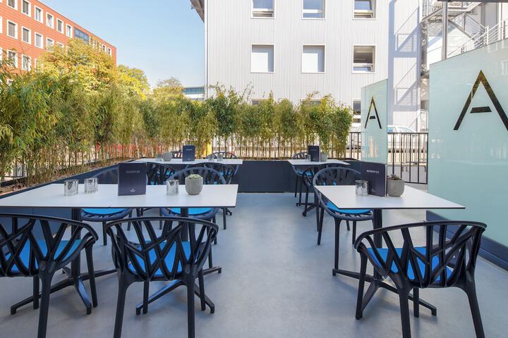Terrace/Patio 38 of 39