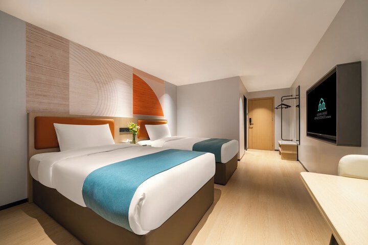Room 21 of 55