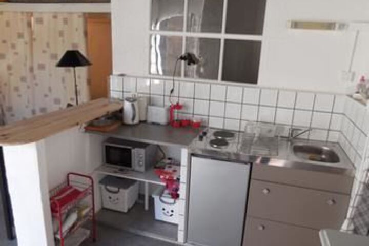 Room 14 of 28