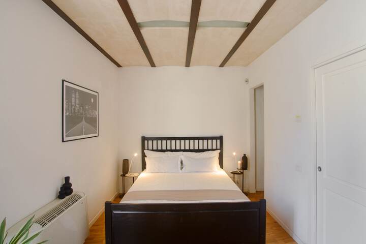Room 13 of 85