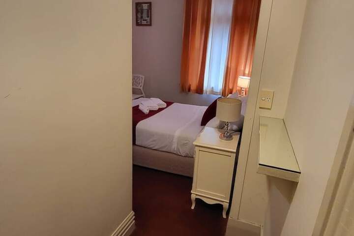 Room 8 of 64