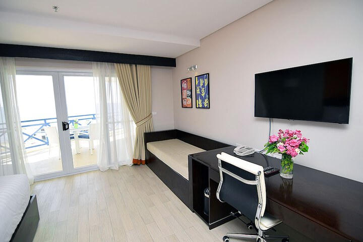 Room 57 of 161