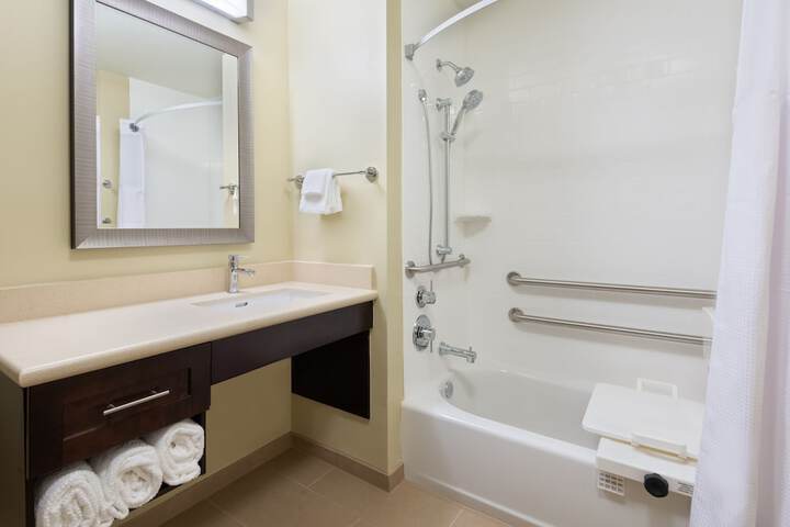 Studio Suite Double Bed (4 of 15)