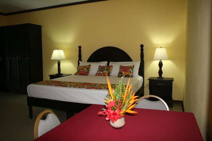 Room 4 of 43