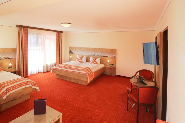 Room 9 of 39