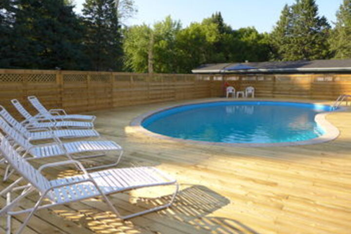 Pool 37 of 42