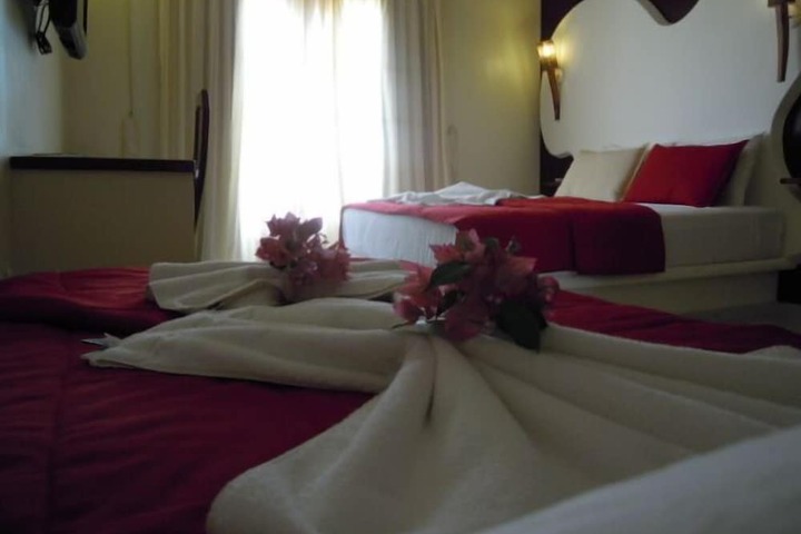 Room 17 of 36