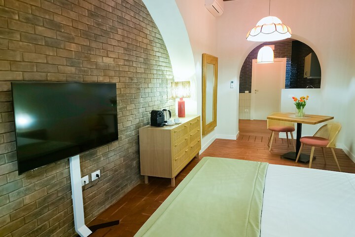 Room 43 of 81