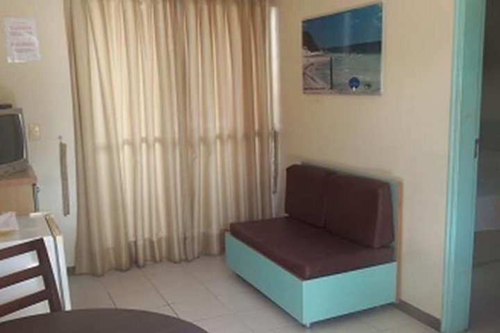 Room 13 of 80
