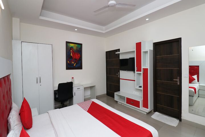 Room 7 of 23