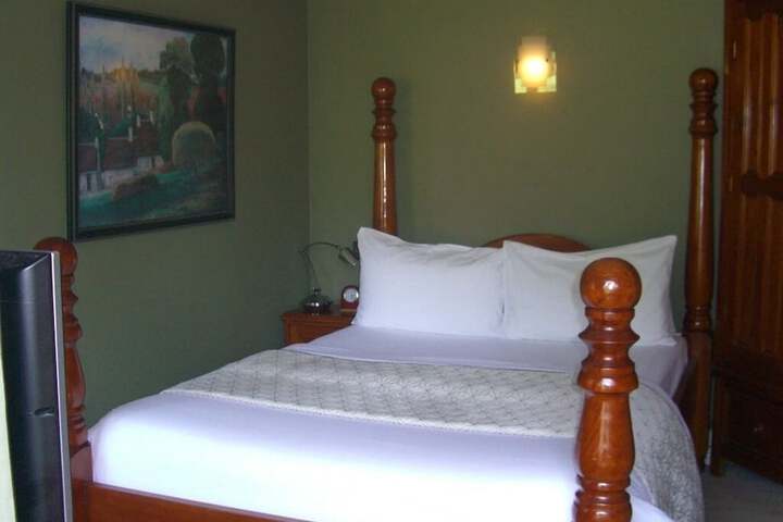 Room 28 of 70