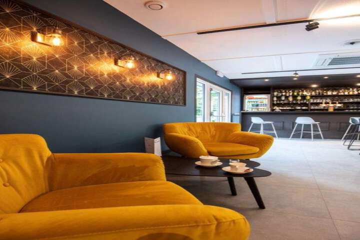 Hotel Interior 4 of 22