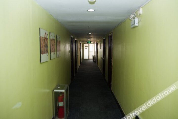 Hero Image 1 of 14