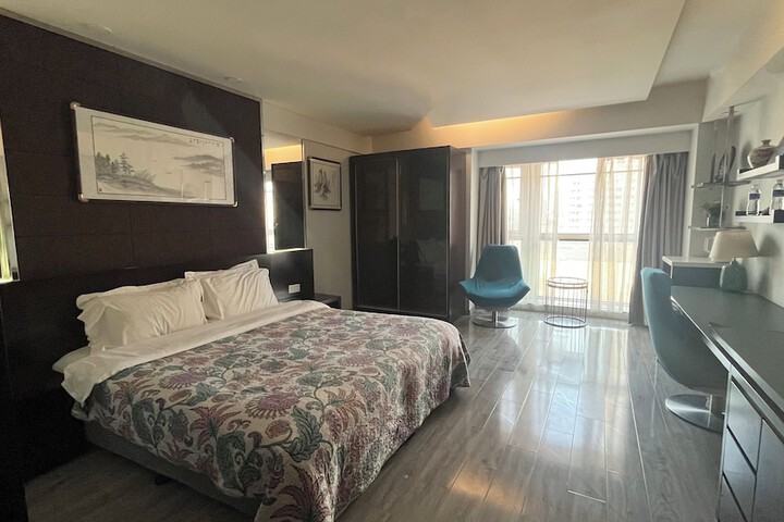 Room 21 of 50