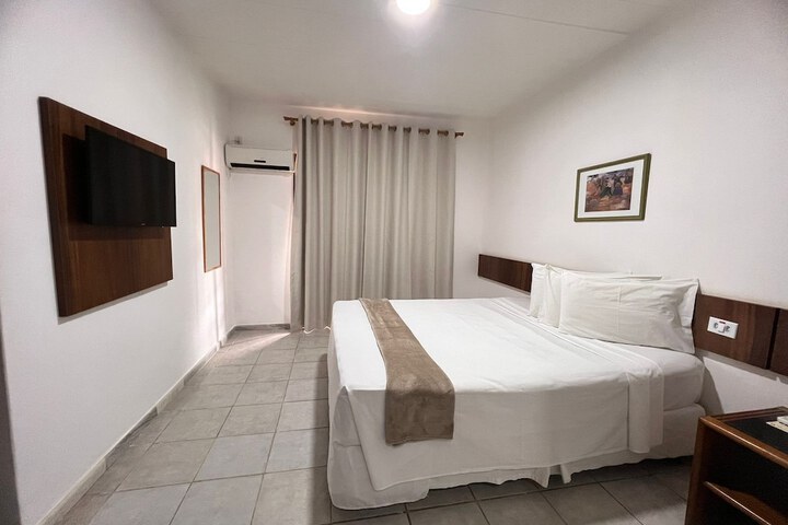 Room 14 of 49