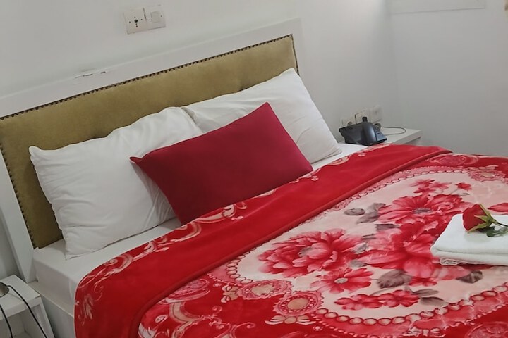 Room 5 of 21