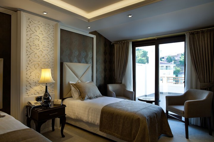 Room 19 of 70
