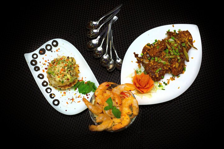Dining 19 of 39