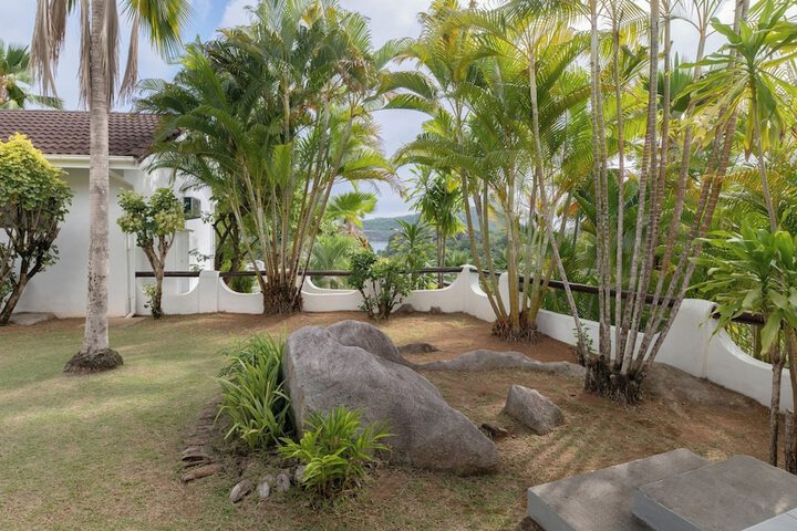 Property Grounds 24 of 33